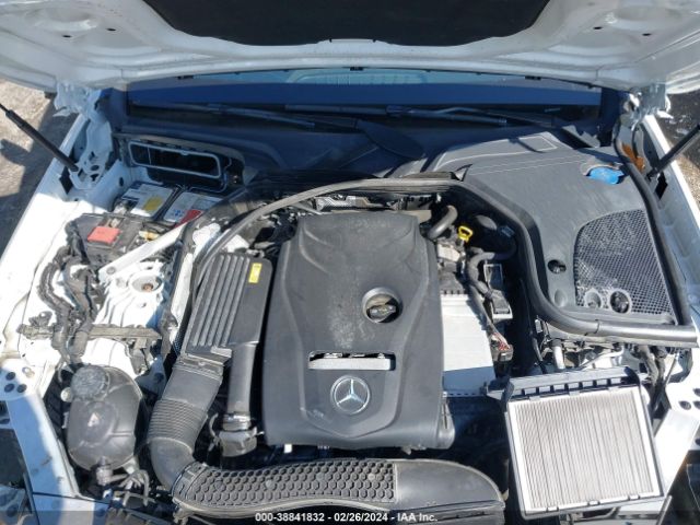 WDDZF4KB2HA024663 Mercedes-Benz E 300 4matic