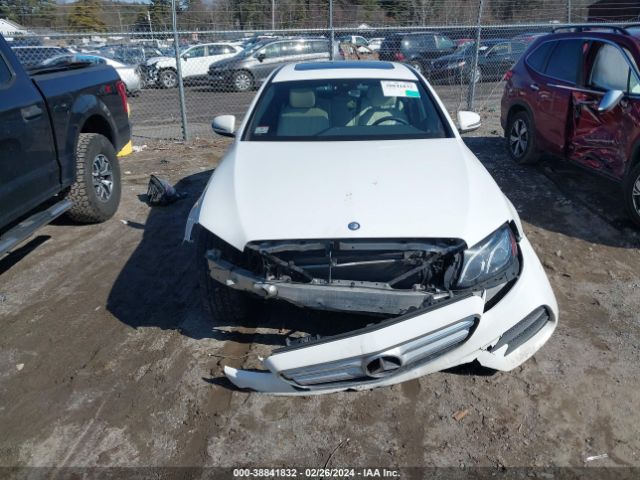 WDDZF4KB2HA024663 Mercedes-Benz E 300 4matic