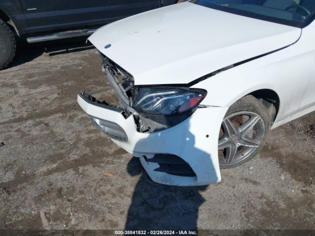 WDDZF4KB2HA024663 Mercedes-Benz E 300 4matic