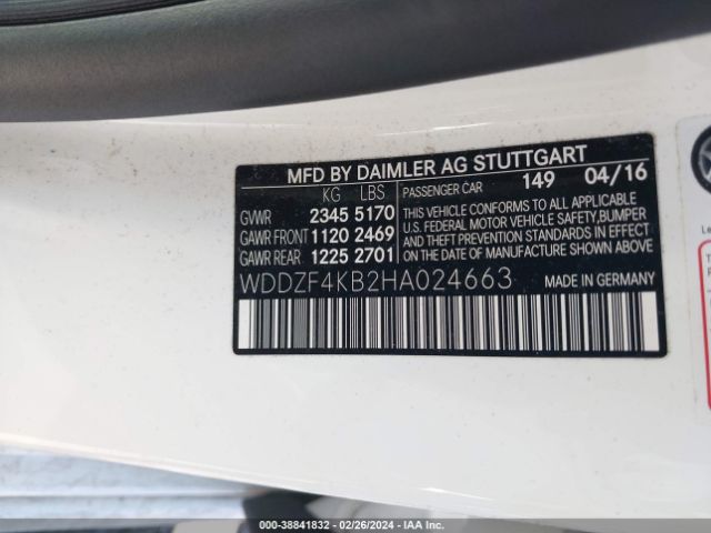 WDDZF4KB2HA024663 Mercedes-Benz E 300 4matic