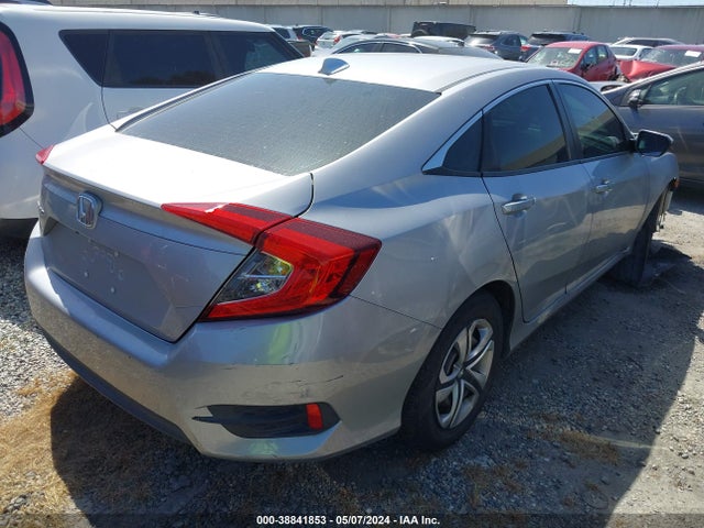 Honda Civic Lx 2017 2HGFC2F5XHH540948 Image 4