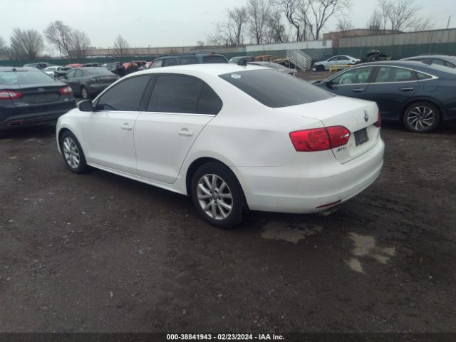 3VWD17AJ2EM378983 Volkswagen Jetta 1.8t Se