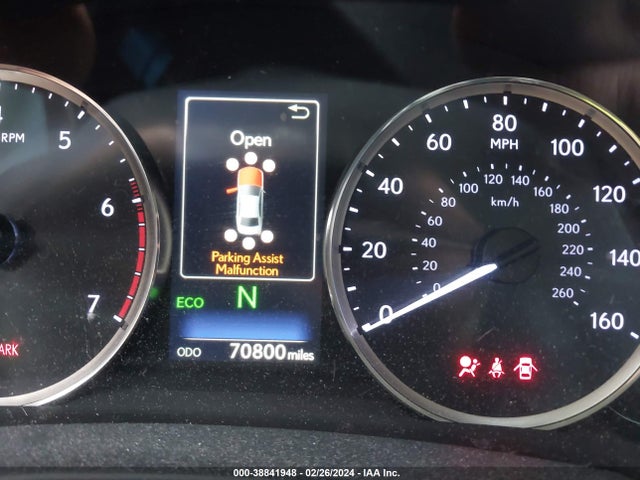 Lexus IS 200T 2017 JTHBA1D21H5060924 Image 16