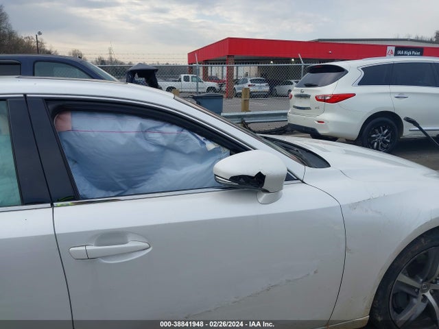 Lexus IS 200T 2017 JTHBA1D21H5060924 Image 18