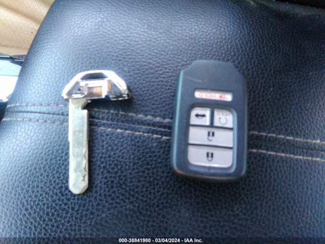 Honda Accord Touring 2016 1HGCT2B07GA000967 Image 11