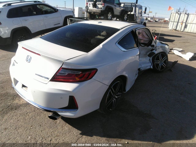 Honda Accord Touring 2016 1HGCT2B07GA000967 Image 4