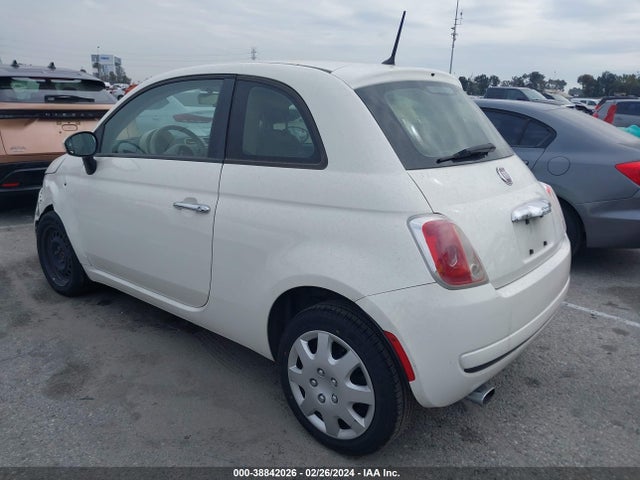 2013 FIAT 500 3C3CFFAR1DT541616 Photo 2