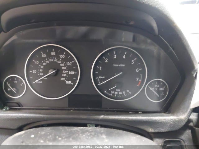 BMW 320i Xdrive 2014 WBA3C3G53ENS68376 Image 16