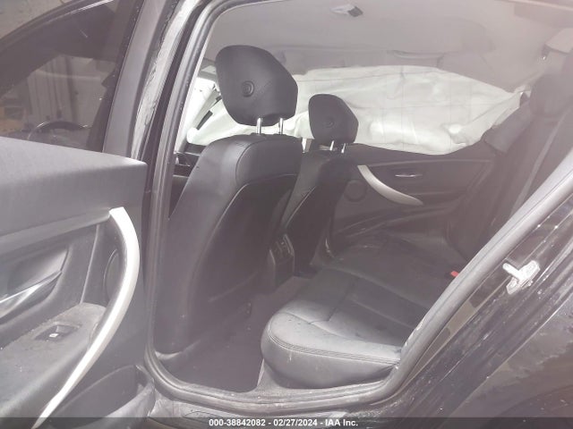BMW 320i Xdrive 2014 WBA3C3G53ENS68376 Image 8