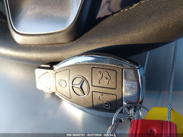 WDC0G4KB5HV007410 Mercedes-Benz Glc 300 4matic