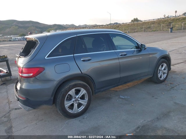 WDC0G4KB5HV007410 Mercedes-Benz Glc 300 4matic