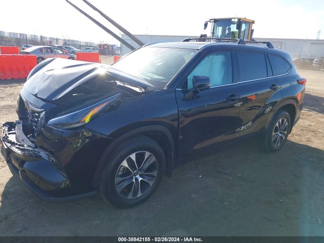 Toyota Highlander Xle 2021 5TDGZRBH0MS106186 Image 2