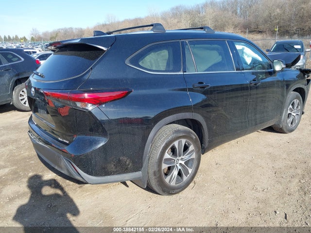 Toyota Highlander Xle 2021 5TDGZRBH0MS106186 Image 4