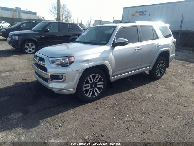 Toyota 4runner Limited 2017 JTEBU5JR6H5456179 Image 2