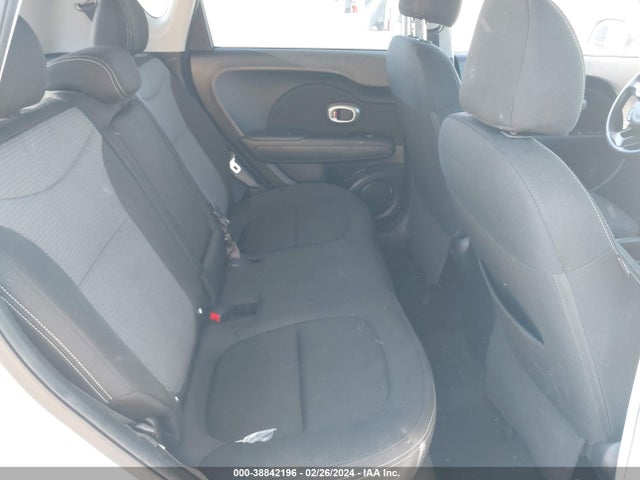38842196 :رقم المزاد ، KNDJP3A59H7412206 vin ، 2017 Kia Soul + مزاد بيع