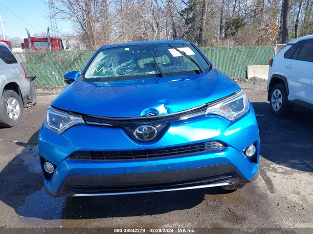 Toyota Rav4 Xle 2018 2T3RFREV2JW799789 Image 13
