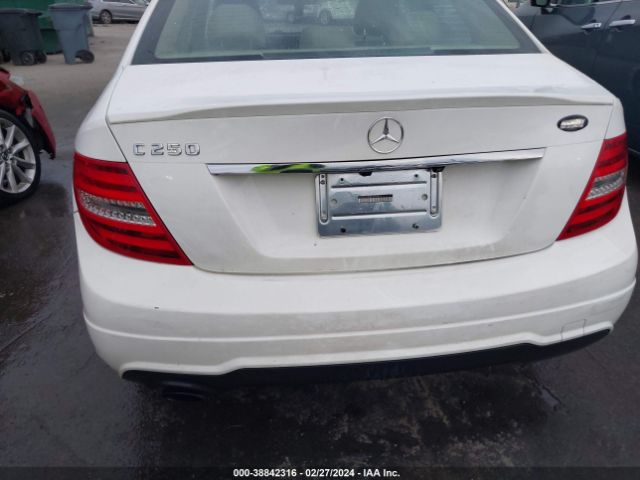 WDDGF4HB8EA958241 Mercedes-Benz C 250 Luxury/sport