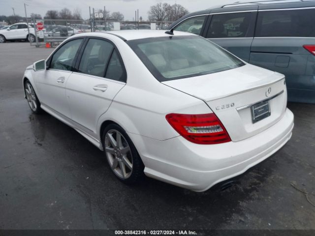 WDDGF4HB8EA958241 Mercedes-Benz C 250 Luxury/sport