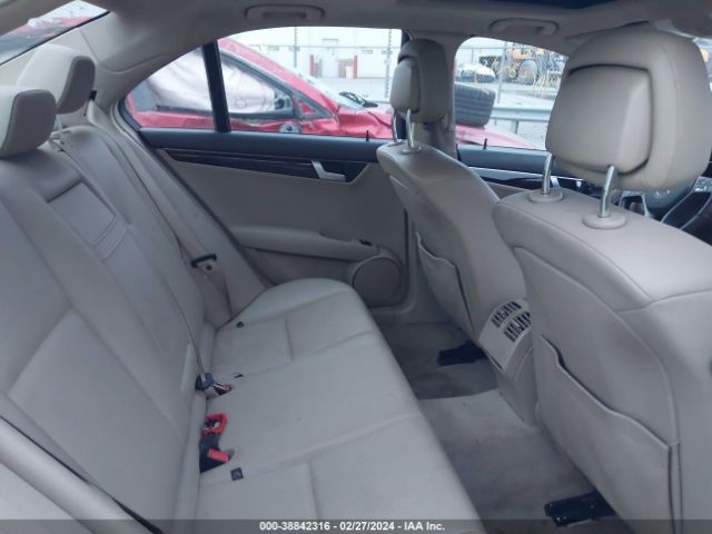 WDDGF4HB8EA958241 Mercedes-Benz C 250 Luxury/sport