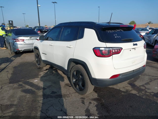 Jeep Compass Altitude Fwd 2018 3C4NJCBB5JT471262 Image 3
