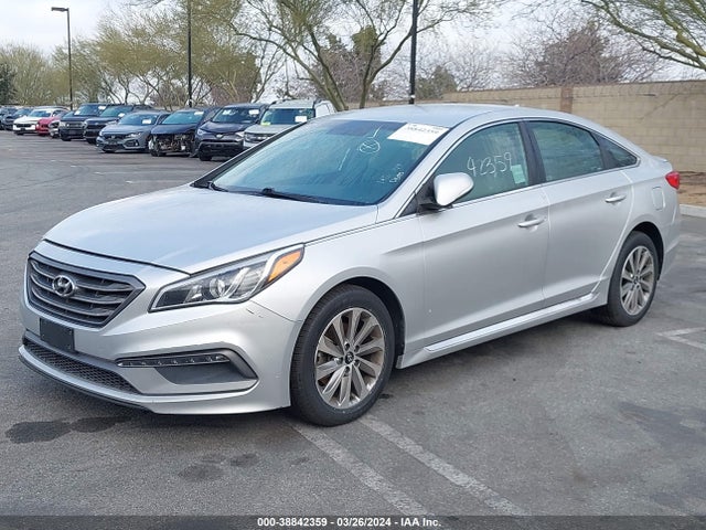 Hyundai Sonata Sport 2017 5NPE34AF6HH581946 Image 2