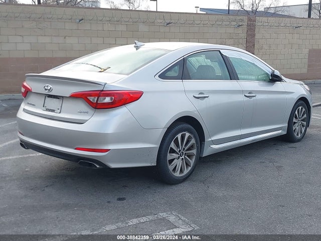 Hyundai Sonata Sport 2017 5NPE34AF6HH581946 Image 4
