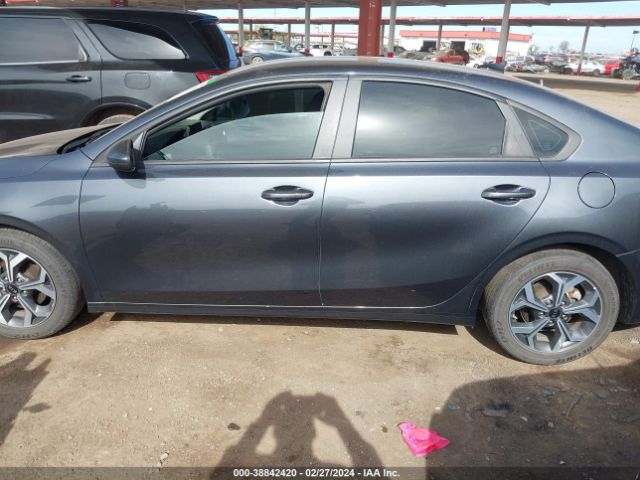 3KPF24AD4LE260443 KIA Forte Fe/lxs