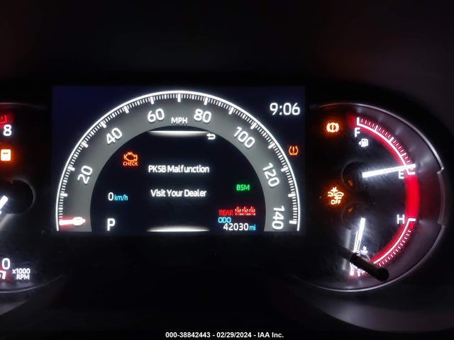 Toyota Rav4 Limited 2019 JTMN1RFV4KD517789 Image 16