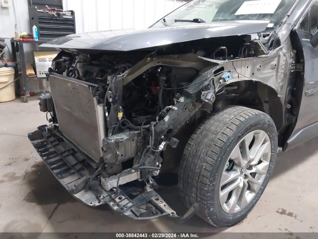 Toyota Rav4 Limited 2019 JTMN1RFV4KD517789 Image 18