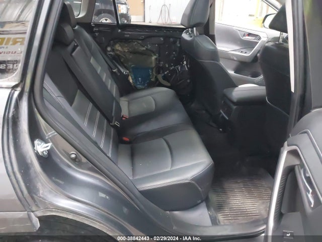 Toyota Rav4 Limited 2019 JTMN1RFV4KD517789 Image 8
