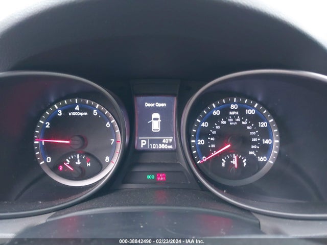 2015 HYUNDAI SANTA FE SPORT 2.4L VIN: 5XYZT3LB9FG257271