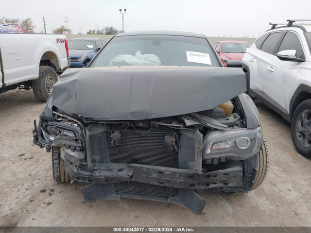 Chrysler 300 300s Awd 2017 2C3CCAGGXHH599790 Image 13