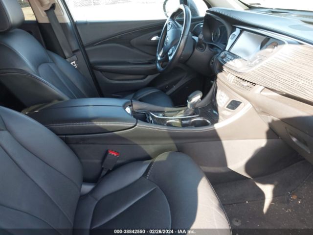 LRBFXFSX2HD029067 Buick Envision Premium Ii