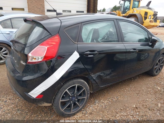Ford FIESTA SE 2017 3FADP4EJXHM167521 Image 6