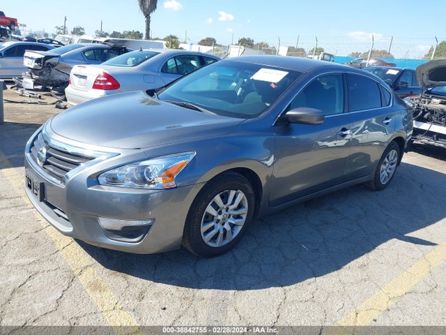 Nissan Altima 2.5 S 2015 1N4AL3AP3FC159262 Image 2