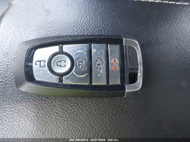 Ford Mustang Ecoboost Fastback 2020 1FA6P8TH6L5103877 Image 11