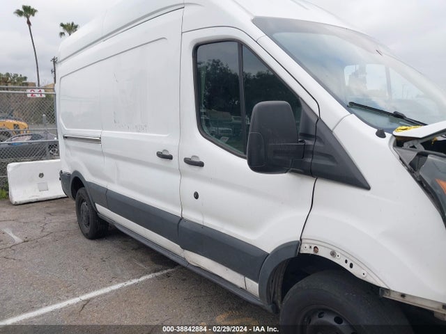Ford Transit-250 2015 1FTNR2XM0FKA39202 Image 13