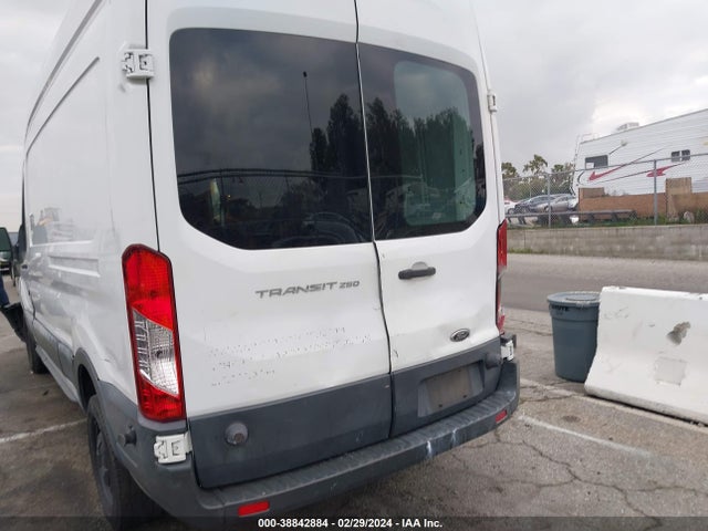 Ford Transit-250 2015 1FTNR2XM0FKA39202 Image 16