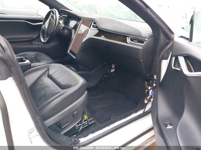 Tesla Model S 60/70/75/85 2016 5YJSA1E16GF170209 Image 5