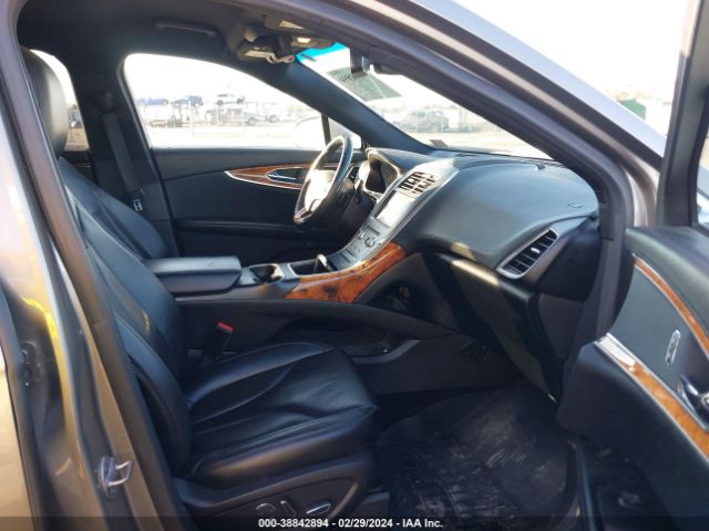 2LMTJ8KP8GBL35647 Lincoln Mkx Select