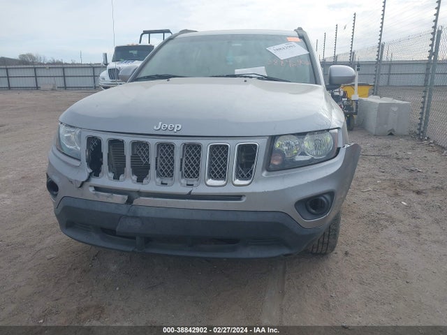 1C4NJCEAXHD213144 Jeep Compass Latitude Fwd