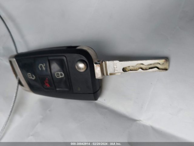3VW4T7AU7HM057515 Volkswagen GTI S
