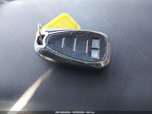 Chevrolet EQUINOX LT 2019 2GNAXUEV4K6299084 Image 11