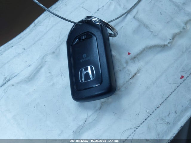Honda Pilot Touring 2016 5FNYF6H98GB021309 Image 11