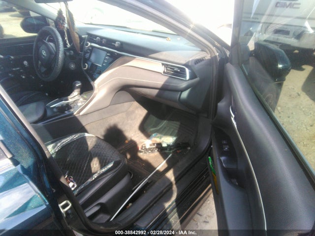 Toyota CAMRY SE 2018 4T1B11HK9JU555083 Image 5
