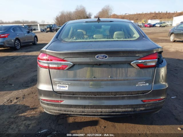 3FA6P0MU2KR136853 Ford Fusion Hybrid Sel