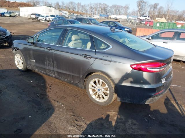 3FA6P0MU2KR136853 Ford Fusion Hybrid Sel