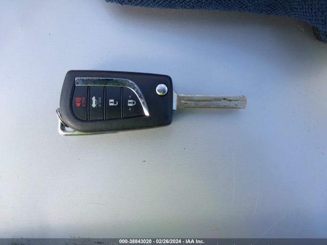 Toyota COROLLA LE 2020 JTDEPRAE3LJ102228 Image 11