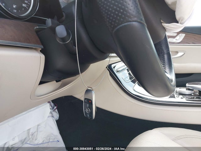 Mercedes-Benz E 300 2017 WDDZF4JB5HA054032 Image 11