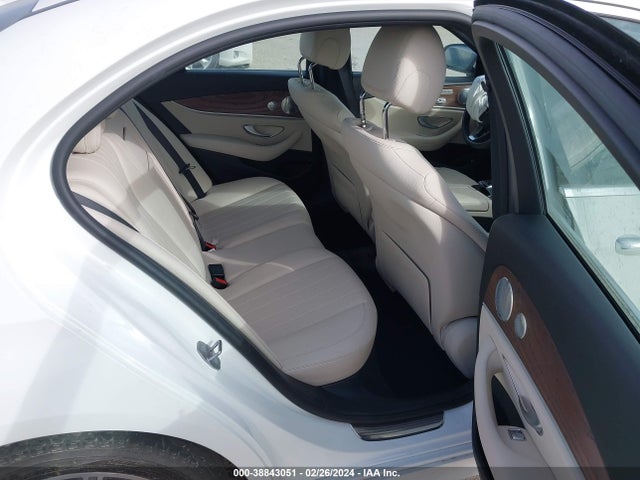 Mercedes-Benz E 300 2017 WDDZF4JB5HA054032 Image 8